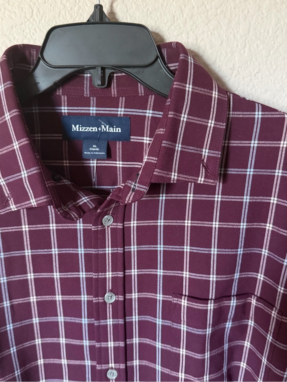 MIZZEN+MAIN Men XL Long Sleeve Button Front Shirt Classic Wine City Flannel NWOT